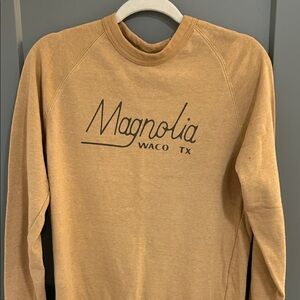 Magnolia Women’s  Crewneck Sweatshirt Size Medium